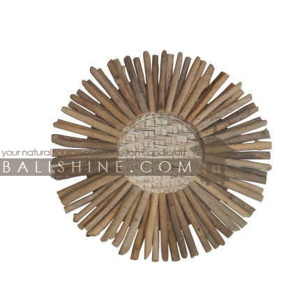 Balishine: Your natural source of indonesian handicraft presents in its Home Decor collection the Mirror:17FOR126761:This mirror is a handicraft of Bali made from recycled drift wood with mirror 3mm.  
