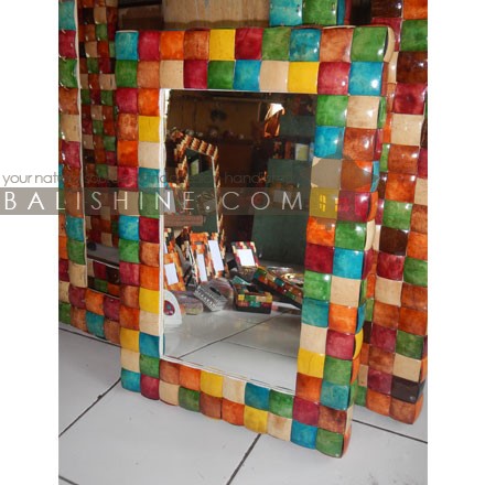 Balishine: Your natural source of indonesian handicraft presents in its Home Decor collection the Mirror:17HIN127776:This mirror is a handicraft of Bali made from natural coconut shell with mirror 3mm thickness.  