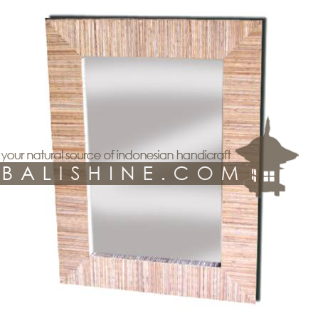 Balishine: Your natural source of indonesian handicraft presents in its Home Decor collection the Mirror:17JAS123253:This rectangular mirror is a handicraft of Bali made from coconut root.  Natural color