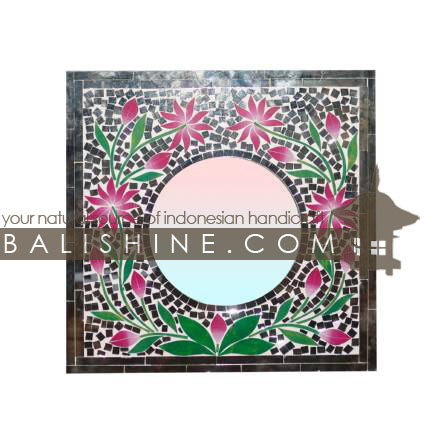 Balishine: Your natural source of indonesian handicraft presents in its Home Decor collection the Mirror:17PUO124822:This square mirror is a handicraft of Bali made from mosaic.  Same as picture