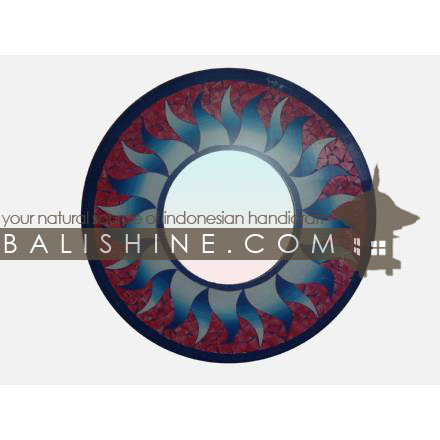 Balishine: Your natural source of indonesian handicraft presents in its Home Decor collection the Mirror:17RAH124786:This round mirror is a handicraft of Bali made from mosaic.  Same as picture