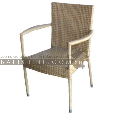 Balishine: Your natural source of indonesian handicraft presents in its Outdoor collection the Chair:26MNF6038:This chair is produced in Indonesia and made from aluminium with synthetique rottan finishing.  Please contact us for available color