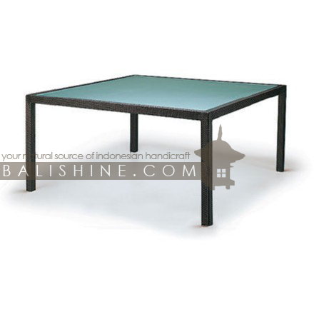 Balishine: Your natural source of indonesian handicraft presents in its Outdoor collection the Table:26MNF6020:This square table is produced in Indonesia and made from aluminium with synthetique rottan finishing.  Please contact us for available color