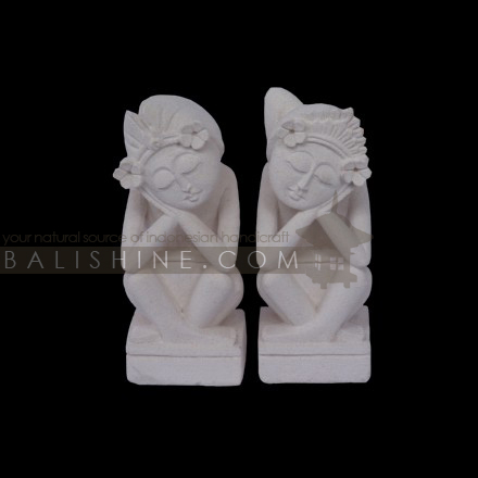 Balishine: Your natural source of indonesian handicraft presents in its Outdoor collection the Set of 2 statues:217SAI5593:This set of 2 statues is produced in Indonesia, made from lime stone.  white color.