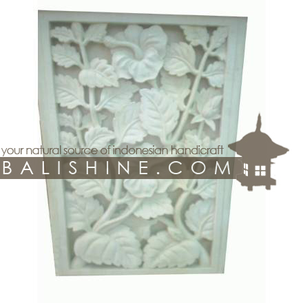 Balishine: Your natural source of indonesian handicraft presents in its Outdoor collection the Stone Frame:211BIB3641:This stone frame is produced in Indonesia, made from lime stone with curving flowers  white color