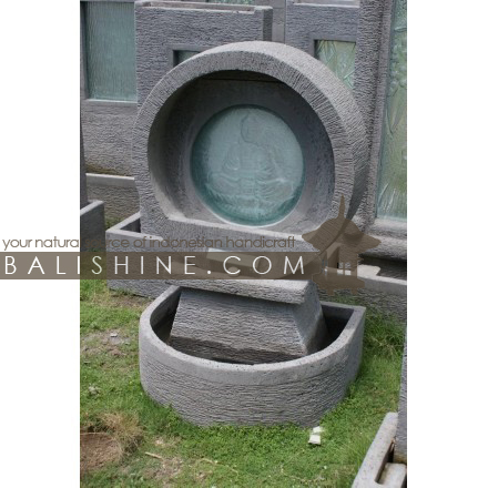 Balishine: Your natural source of indonesian handicraft presents in its Outdoor collection the Water Fountain:218KBG6242:This water fountain is produced in Indonesia, made from ciment and glass.  Sold with pump
