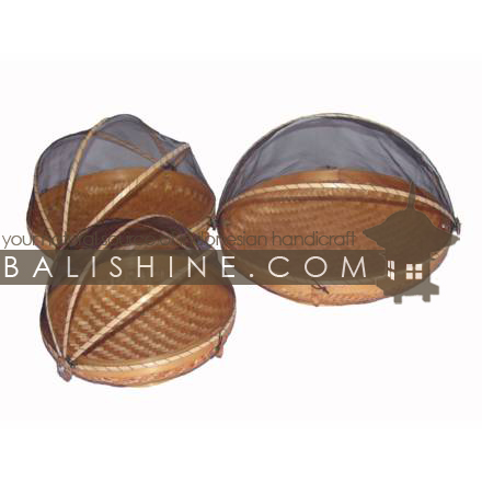 Balishine: Your natural source of indonesian handicraft presents in its Tableware collection the Fruits Basket:636PUS1249:This set of 3 baskets is produced in Bali made from bamboo with natural moskito net. Is usfull to protect all you food you want (cake cheese...) against bugs.  Black