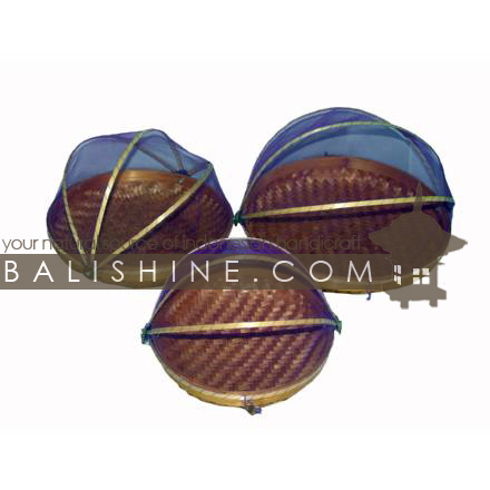 Balishine: Your natural source of indonesian handicraft presents in its Tableware collection the Fruits Basket:636PUS1254:This set of 3 baskets is produced in Bali made from bamboo with natural moskito net. Is usfull to protect all you food you want (cake cheese...) against bugs.  Purple