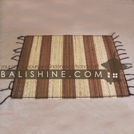 Balishine: Your natural source of indonesian handicraft presents in its Tableware collection the Placemats:628JAS2958:This rectangular placemate is  produced in Bali this handicraft is made from coconut root and palm tree root.  Natural color