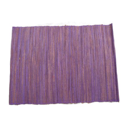Balishine: Your natural source of indonesian handicraft presents in its Tableware collection the Table Runner:628PEK7438:This table runner is  produced in Bali . This handicraft is made from 