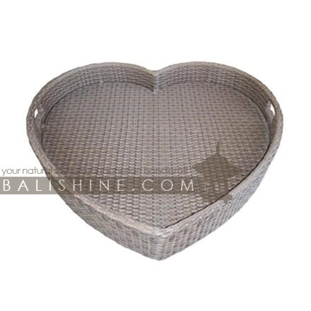 Balishine: Your natural source of indonesian handicraft presents in its Tableware collection the Love Floating Tray:625JAJ8674:This floating tray is made in Bali from rattan synthetic.  Also available in white, brown, Dark brown or mix (white and brown) colors. For other colors, please contact us.