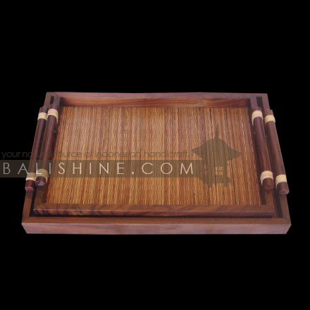 Balishine: Your natural source of indonesian handicraft presents in its Tableware collection the Tray:625AXE5912:This set of 2 trays is produced in Bali and made from sonokling wood with coconut lidi finishing.  Same as picture