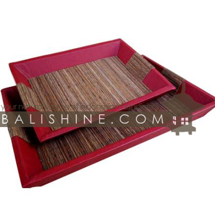 Balishine: Your natural source of indonesian handicraft presents in its Tableware collection the Tray Set Of 2:625JAS3368:This set of 2 rectangular trays is produced in Bali made from coconut root.  RED AND NATURAL