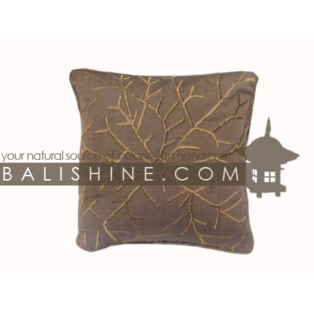 Balishine: Your natural source of indonesian handicraft presents in its Textile & Rugs collection the Pillow Cases:537JAS1326:This pillow case is produced in Bali it's a handmade textile with closing zip.  50% coton and 50% polyester. Same as picture