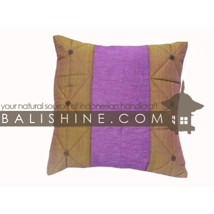 Balishine: Your natural source of indonesian handicraft presents in its Textile & Rugs collection the Pillow Cases:537JAS1350:This pillow case is produced in Bali it's a handmade textile with closing zip.  50% coton and 50% polyester. Same as picture