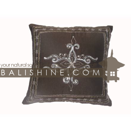 Balishine: Your natural source of indonesian handicraft presents in its Textile & Rugs collection the Pillow Cases:537JAS1359:This pillow case is produced in Bali it's a handmade textile with closing zip.  50% coton and 50% polyester. Same as picture