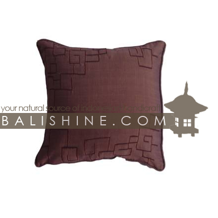 Balishine: Your natural source of indonesian handicraft presents in its Textile & Rugs collection the Pillow Cases:537KAN1294:This pillow case is produced in Bali it's a handmade textile with closing zip.  50% coton and 50% polyester. Same as picture