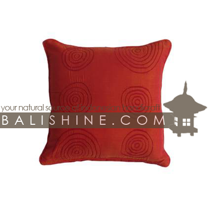Balishine: Your natural source of indonesian handicraft presents in its Textile & Rugs collection the Pillow Cases:537KAN1299:This pillow case is produced in Bali it's a handmade textile with closing zip.  50% coton and 50% polyester. Same as picture