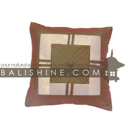 Balishine: Your natural source of indonesian handicraft presents in its Textile & Rugs collection the Pillow Cases:537MKN5029:This pillow case is produced in Bali it's a handmade textile with closing zip.  50% coton and 50% polyester. Same as picture