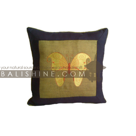 Balishine: Your natural source of indonesian handicraft presents in its Textile & Rugs collection the Pillow Cases:537MKN6949:This pillow case is produced in Bali it's a natural handmade textile with closing zip.  50% coton and 50% polyester. Same as picture