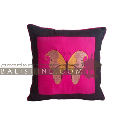 Balishine: Your natural source of indonesian handicraft presents in its Textile & Rugs collection the Pillow Cases:537MKN6950:This pillow case is produced in Bali it's a natural handmade textile with closing zip.  50% coton and 50% polyester. Same as picture