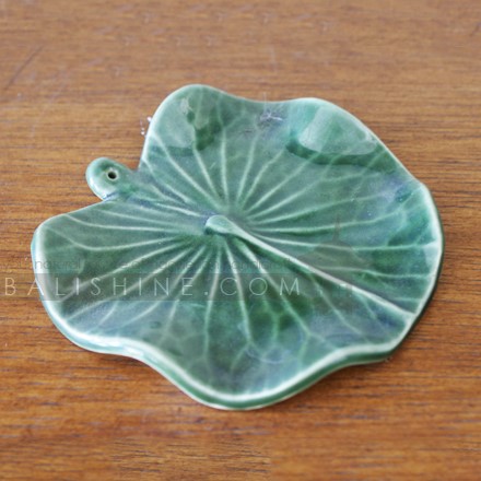 Balishine: Your natural source of indonesian handicraft presents in its Various collection the Incense Stick Holder:44AGG596122:This incense sticks holder is produced in Bali made from ceramic.  Same as picture