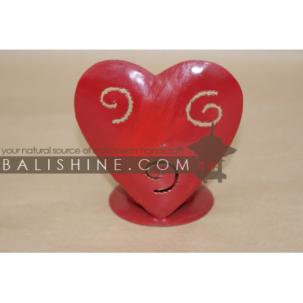 Balishine: Your natural source of indonesian handicraft presents in its Various collection the Candle Holder HeArt:413MAH6076:This christmas candle holder decoration is produced in Bali and made from stainless.  Same as picture