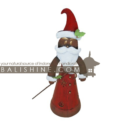 Balishine: Your natural source of indonesian handicraft presents in its Various collection the Candle Holder Santa Claus:413MAH6103:This christmas candle holder decoration is produced in Bali and made from stainless.  Same as picture