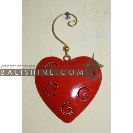 Balishine: Your natural source of indonesian handicraft presents in its Various collection the Hanging HeArt:413MAH6070:This christmas hanging decoration is produced in Bali and made from stainless  Same as picture