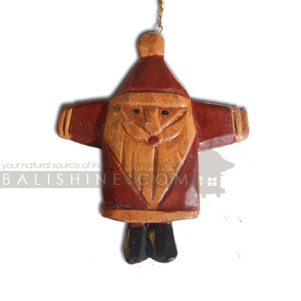 Balishine: Your natural source of indonesian handicraft presents in its Various collection the Hanging Santa Claus flat Decoration:413RAT7945:This hanging christmas decoration is produced in Bali and made from natural albasia wood.   