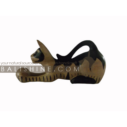 Balishine: Your natural source of indonesian handicraft presents in its Various collection the Cute Cat Ball:415IBA76912:This cat is a handicraft of Bali made from jempinis wood.  