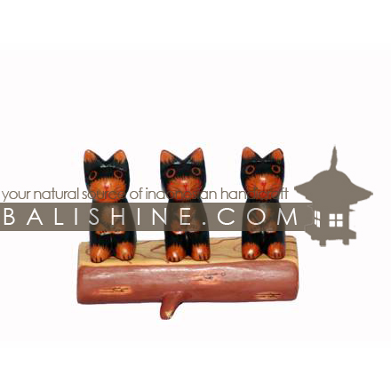 Balishine: Your natural source of indonesian handicraft presents in its Various collection the Funny Handicraft:415TOS7645:This handicraft is produced in Bali made from albesia wood.  Full color