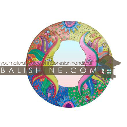Balishine: Your natural source of indonesian handicraft presents in its Various collection the Mirror:415RAH74740:This round mirror is a handicraft of Bali made from albasia wood.  Mix color