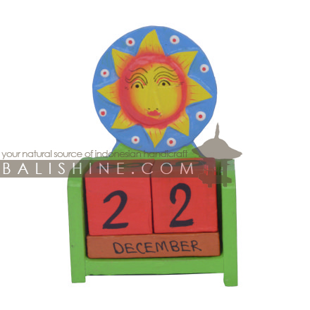 Balishine: Your natural source of indonesian handicraft presents in its Various collection the Perpetual Calendar:415AYA76851:This perpetual calendar is produced in Bali and made from albesia wood.  