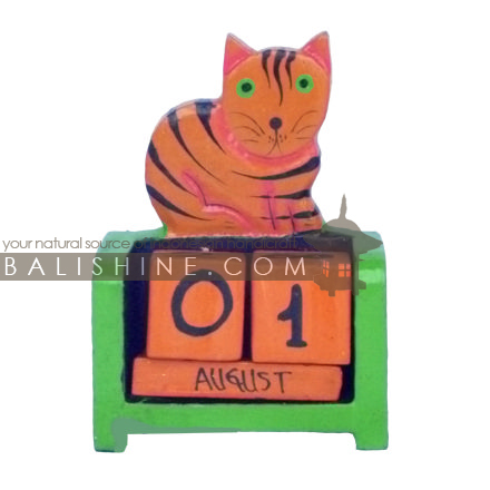 Balishine: Your natural source of indonesian handicraft presents in its Various collection the Perpetual Calendar:415AYA76861:This perpetual calendar is produced in Bali and made from albesia wood.  