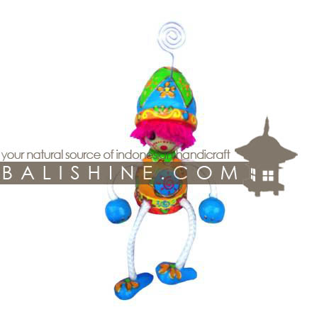 Balishine: Your natural source of indonesian handicraft presents in its Various collection the Photos Holder:415BAL71028:This photos holder is a handicraft of Bali made from albesia wood.  Full color