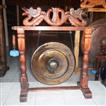 balishine This decorative gong is a handicraft of Bali made from mahogany wood with brass.