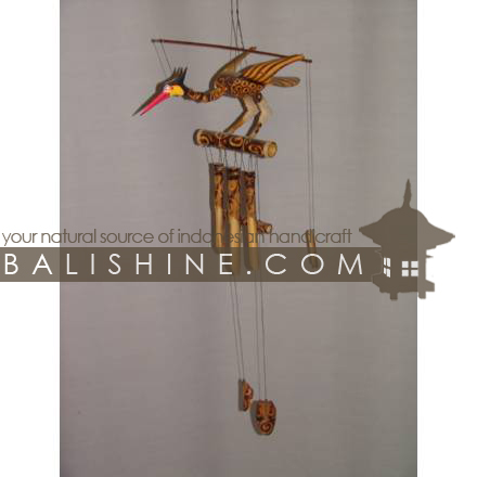 Balishine: Your natural source of indonesian handicraft presents in its Various collection the Windchimes:412ALA604992:This bird windchimes is a handicraft of Bali made from burned and painted bambou.  Same as picture
