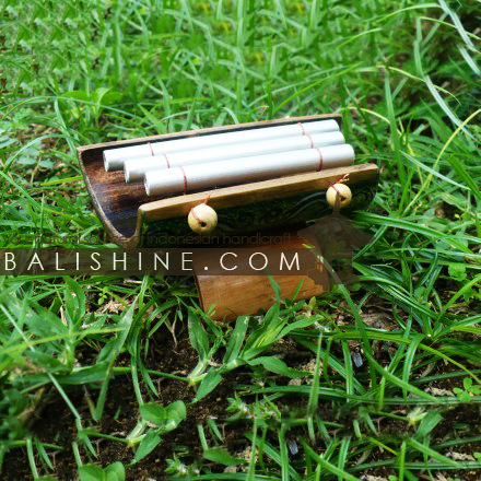 Balishine: Your natural source of indonesian handicraft presents in its Various collection the xylophone:412SLM606063:This xylophone is produced in Indonesia and made from bambou and stainless.   Mix color